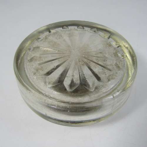 Vintage round ink pot with lid