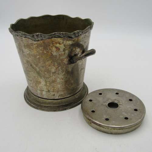Matjiesfontein 1971 Peugeot 504 Rallye award to P. Gash silver plated ice bucket