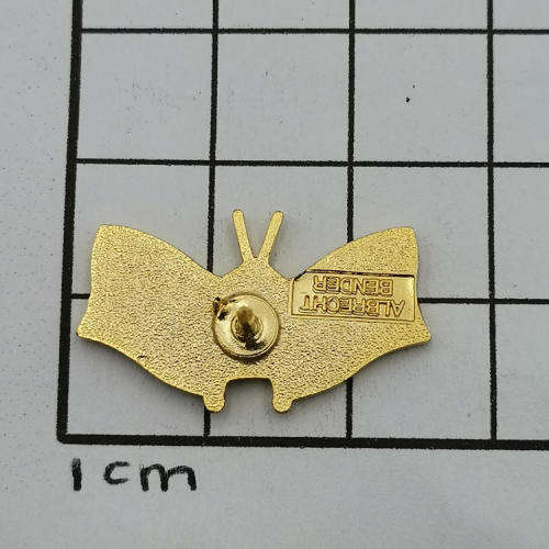 Vintage Germany / France pin badge