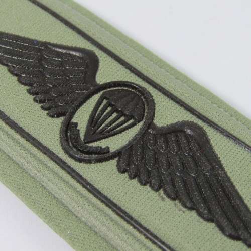 SANDF Paratrooper free fall wing embossed badge