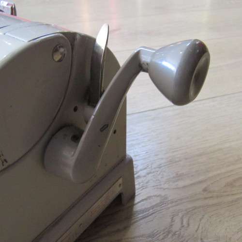 Vintage 1940`s Pitney-Bowes Model S14041 postage meter in case