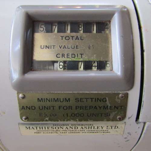 Vintage 1940`s Pitney-Bowes Model S14041 postage meter in case
