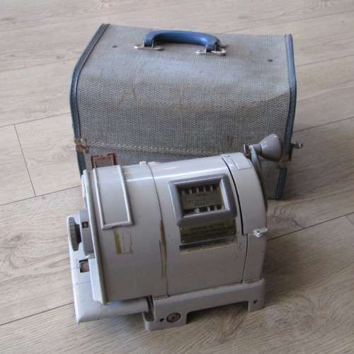 Vintage 1940`s Pitney-Bowes Model S14041 postage meter in case