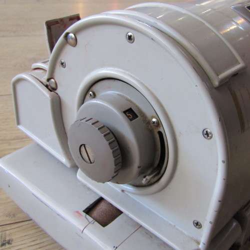 Vintage 1940`s Pitney-Bowes Model S14041 postage meter in case