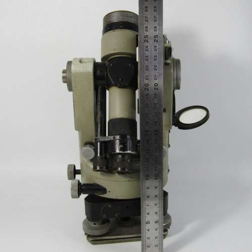 Vintage Carl Zeiss TH.IV theodolite in case - top spirit level broken