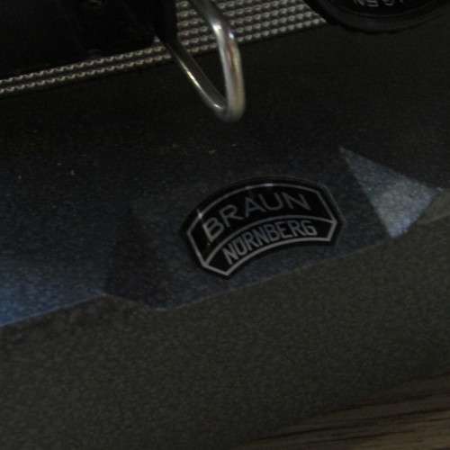 Braun 35mm slide projector in case - excellent condition
