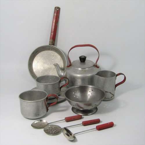 Lot of vintage childs playing pots and pans
