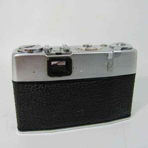 Vintage AGFA Optima Ia 35mm camera in pouch with auto 22 sunpak flash