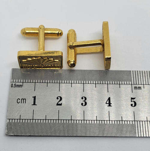 Set of Multichoice cufflinks with tie pin