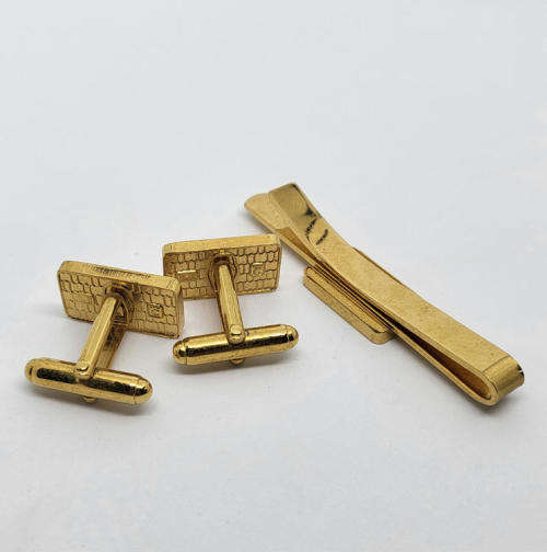 Set of Multichoice cufflinks with tie pin