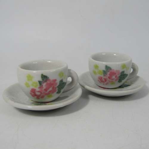 Vintage miniature tea set with 7 pieces