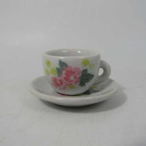 Vintage miniature tea set with 7 pieces