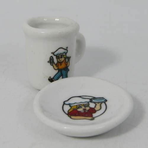 Vintage miniature crockery - 14 pieces