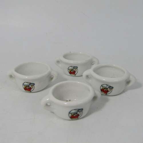 Vintage miniature crockery - 14 pieces