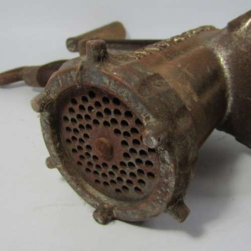 Vintage No. 8 Spong mincer