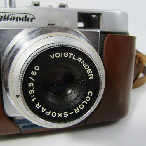 Voigtlanders VITO B in leather case and original box (1956) and books plus rangefinder