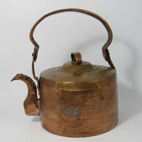 Small Antique copper kettle - Voortrekker kettle dates to early 1800`s