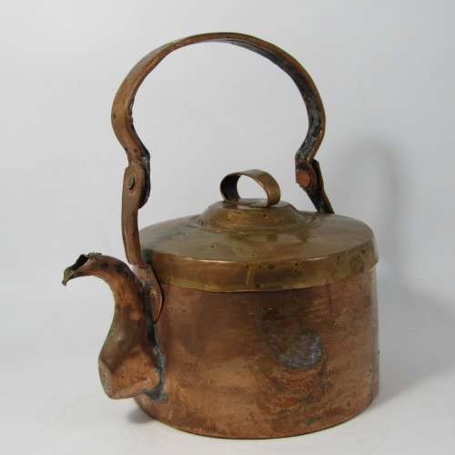 Small Antique copper kettle - Voortrekker kettle dates to early 1800`s