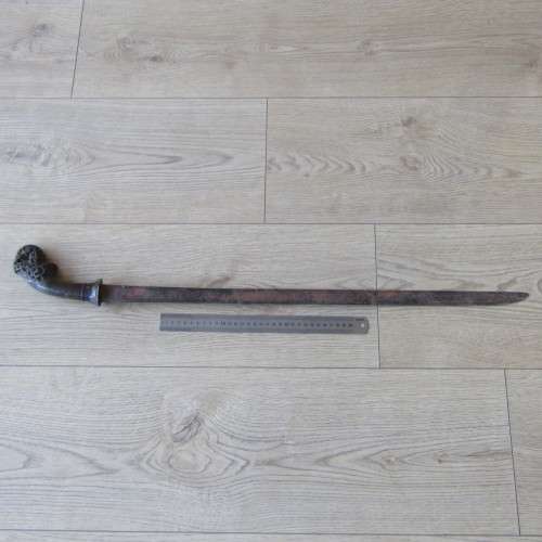 Antique Indonesian Luwuk sword with water buffalo horn handle - blade 67cm, total length 83cm