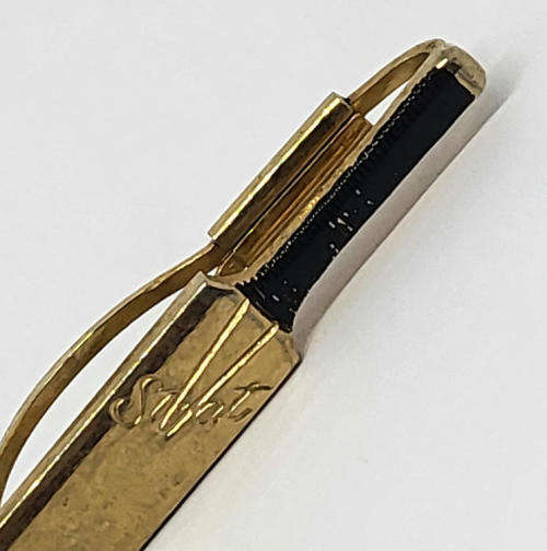 Vintage cricket bat tie clip
