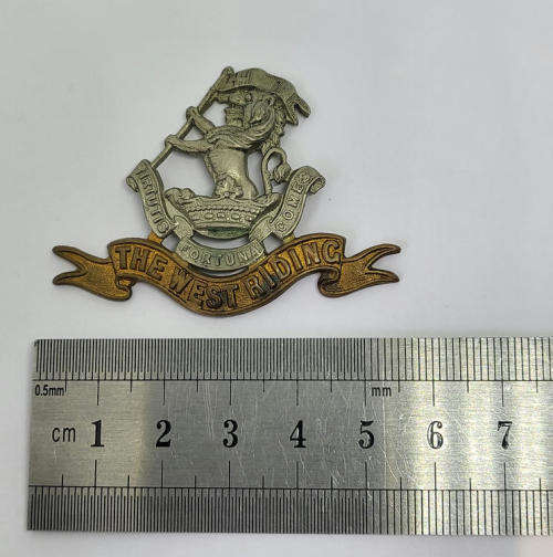 British The West Riding regiment cap badge - no pins