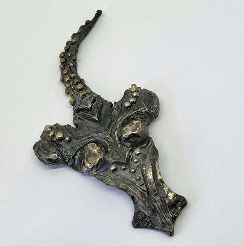 Handmade sterling silver stingray brooch - Weighs 29.3g