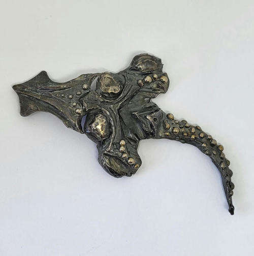 Handmade sterling silver stingray brooch - Weighs 29.3g