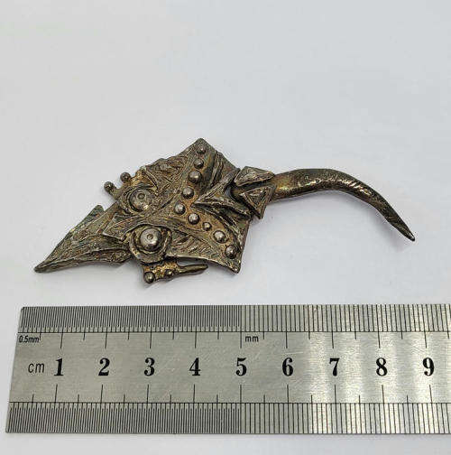 Handmade sterling silver stingray brooch - Weighs 25.4g