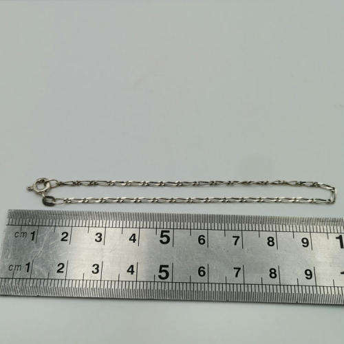 Silver bracelet 18cm - weighs 1.1g