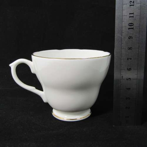 Duchess white and gold porcelain trio