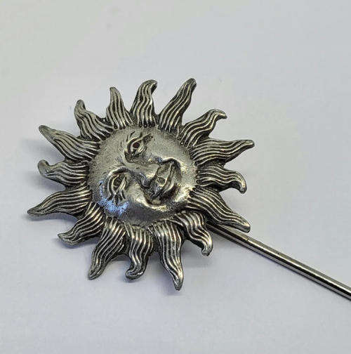 Vintage Sunny face stick pin