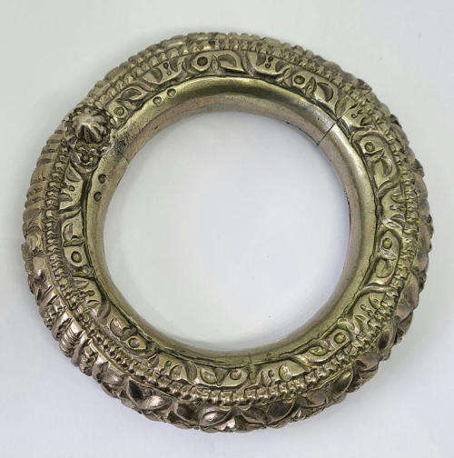 Vintage Indian silver bangle - Weighs 154 grams - test as 50% silver