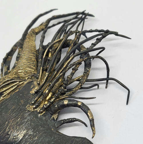 Handmade sterling silver head with funky hair brooch - 43.5g