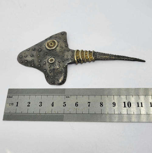 Handmade sterling silver stingray brooch - Weighs 27,1g