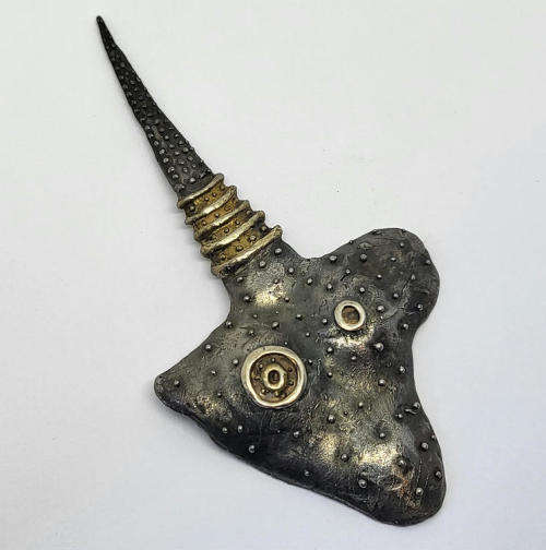 Handmade sterling silver stingray brooch - Weighs 27,1g