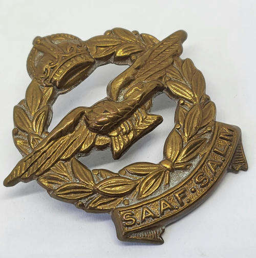 WW2 SA Air Force cap badge