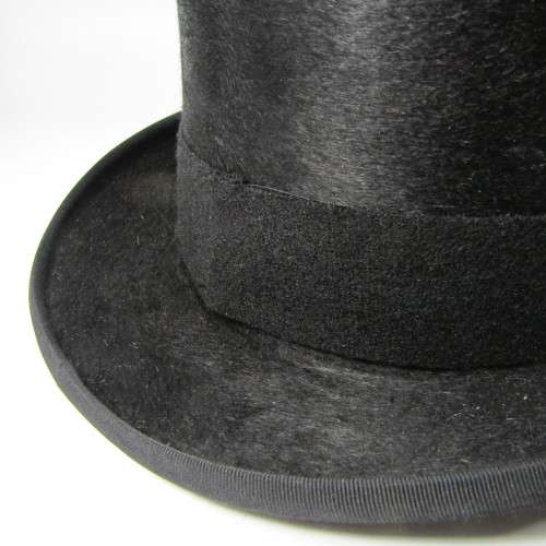 Vintage Christy`s London fur top hat in box - size 55cm