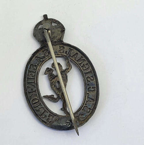 WW2 SA Signals corps cap badge with pin