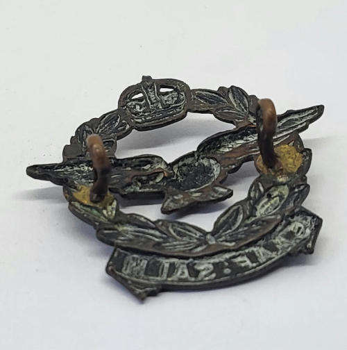 WW2 SA Air Force cap badge
