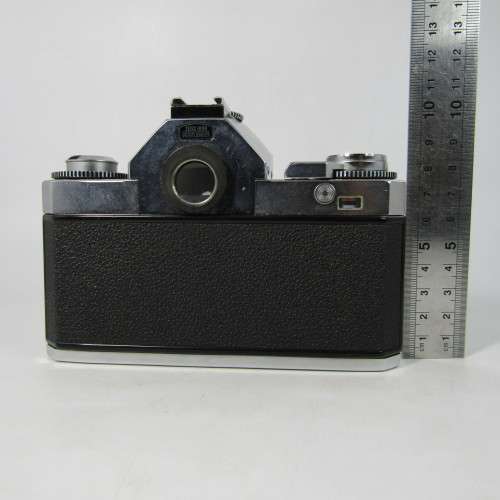 Vintage Zeizz Ikon Icarex 35 CS 35mm camera with Tessar 2,8/50mm clean lens - shutter working