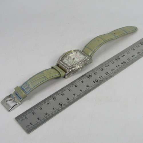 Elini New Yorker ladies quartz chronograph with box and extra strap - working