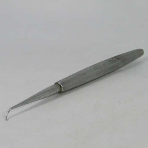 Lot of 7 different dentist tools