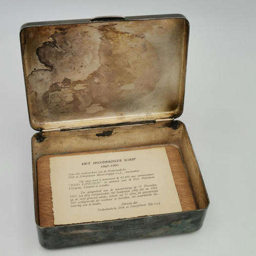 Commemorative silverplated tin for the 100th ship launched on 15 December 1961 - TTESSO LINCLN