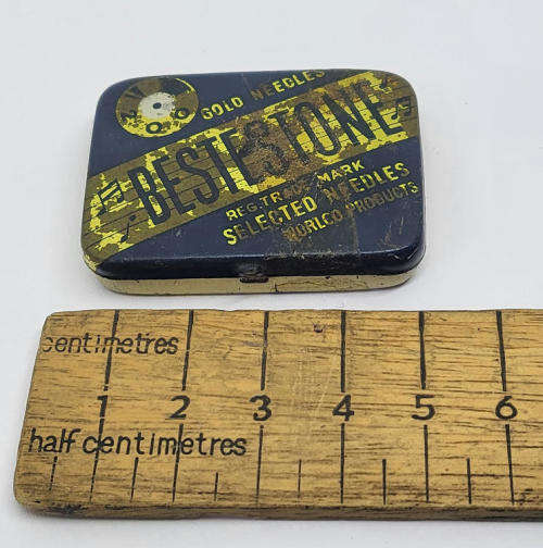 Vintage Bestestone gramophone needles tin - Some contents