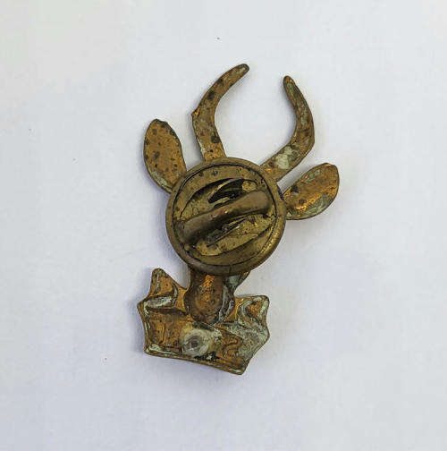 SA Infantry brass collar/beret badge