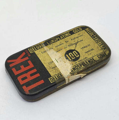 Vintage TREK gramophone needles tin - Some contents