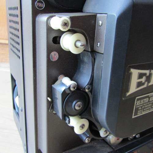 Vintage EIKI NIT-2 16mm projector with sound & built in speakers - working