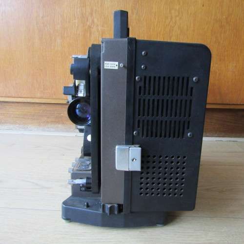 Vintage EIKI NIT-2 16mm projector with sound & built in speakers - working