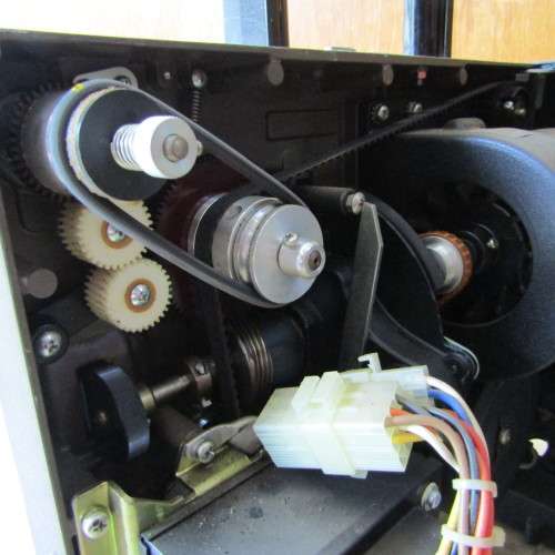 Vintage EIKI NIT-2 16mm projector with sound & built in speakers - working