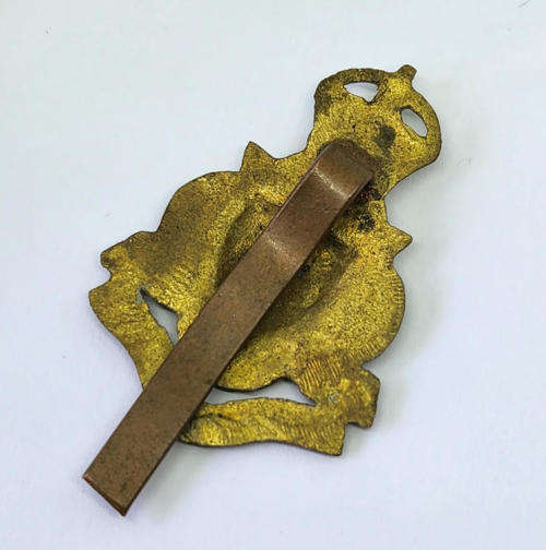 WW1 Sussex Yeomanry cap badge with slide